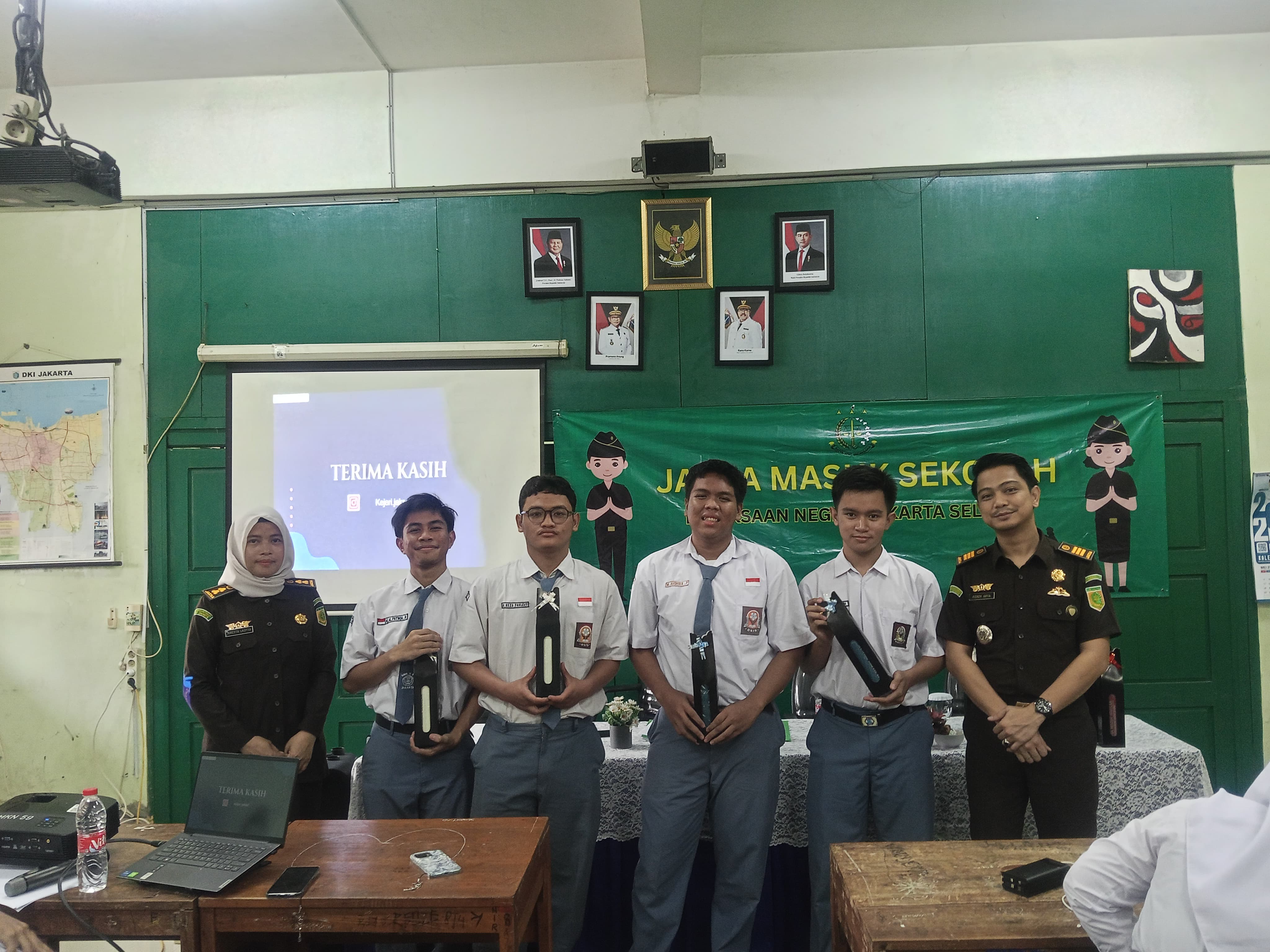 Gedung Sekolah SMA 15 KLATEN